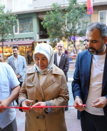 İyilik Kültür Sanat Merkezi Beyoğlu’nda açıldı
