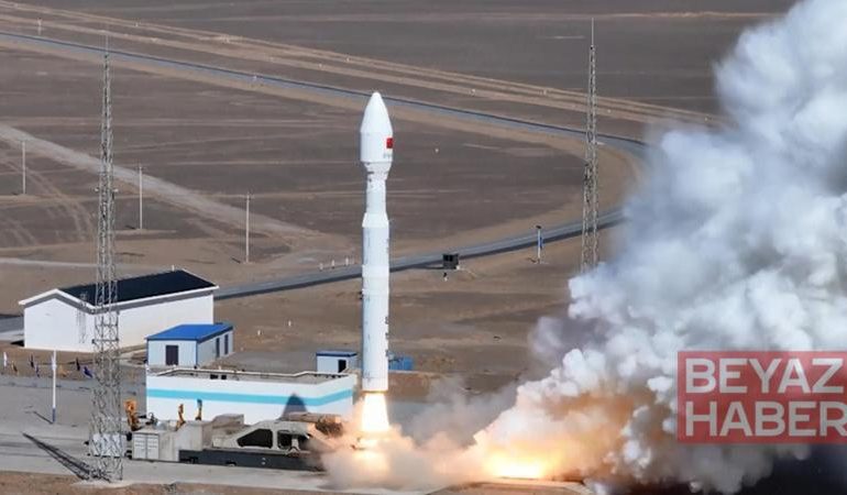 Çin, ‘Lijian-1’ roketiyle 9 uyduyu uzaya gönderdi