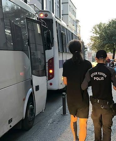 Uluslararası forex yatırım dolandırıcılığı soruşturması; şüpheliler sağlık kontrolünden geçirildi