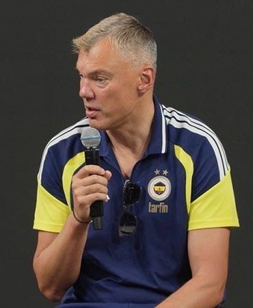 Sarunas Jasikevicius: Yarınki karşılaşma bizim için çok özel olacak