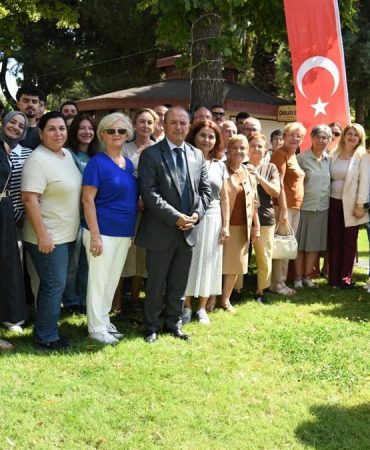 Yunusemre'de Alzheimer farkındalık etkinliği