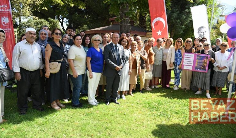 Yunusemre'de Alzheimer farkındalık etkinliği
