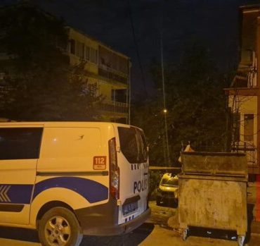 Dehşet evi! Ankara'da bir dairede 3 kişi ölü olarak bulundu