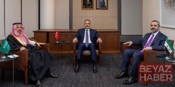 Bakan Fidan, Türkiye-Suriye-Suudi Arabistan Üçlü Dışişleri Bakanları toplantısına ev sahipliği yaptı