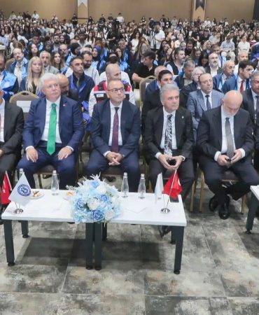 İstanbul Esenyurt Üniversitesi