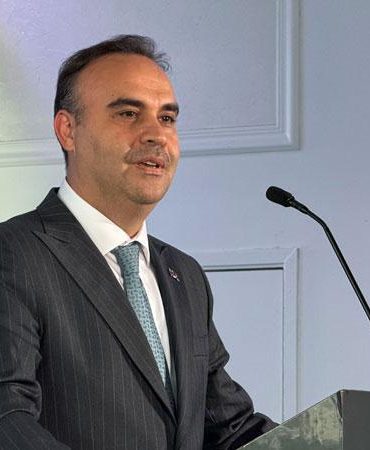 Bakan Kacır: İlk 10 savunma sanayi ihracatçısı ülkeden biri olacağız