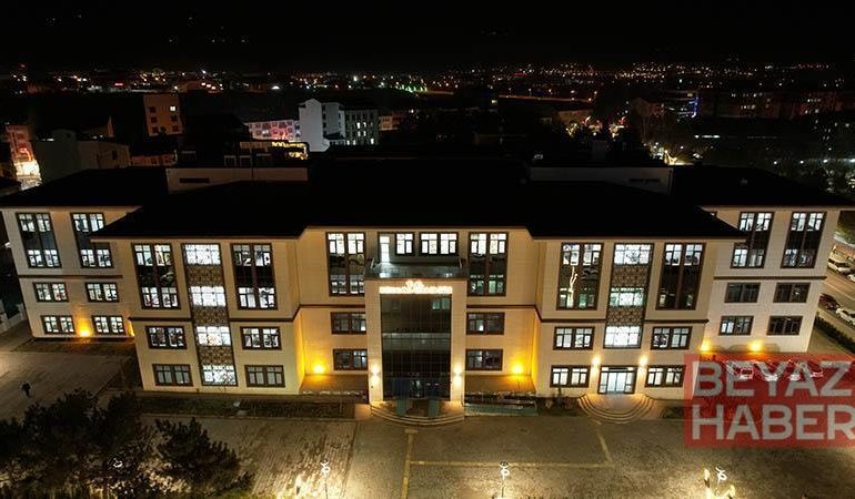 Yük asansöründe öğrencinin yaralandığı kazaya ilişkin inceleme