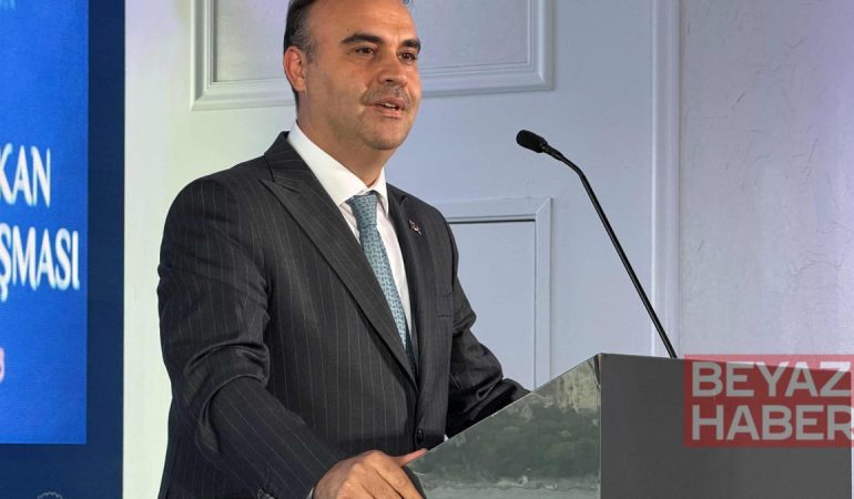 Bakan Kacır: Türk savunma sanayisi ihracat odaklı büyümeyi sürdürecek; hedef ilk 10 ülkeden biri olmak