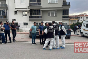 Boşanma aşamasındaki çift, evlerinde ‘siyanür var, girmeyin’ yazılı notla ölü bulundu
