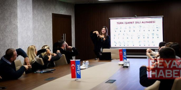 AJET’ten kabin memurlarına işaret dili eğitimi