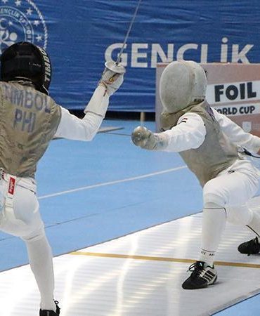Yıldızlar ve Gençler Flöre Dünya Kupası Samsun’da başladı
