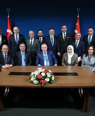 Cumhurbaşkanı Erdoğan: Türkiye ekonomisine yönelik bir risk söz konusu değil
