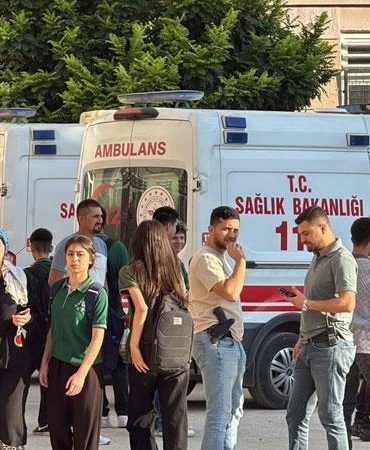 Manisa’da 11 öğrencinin yaralandığı saldırıda 10 şüpheli adliyede