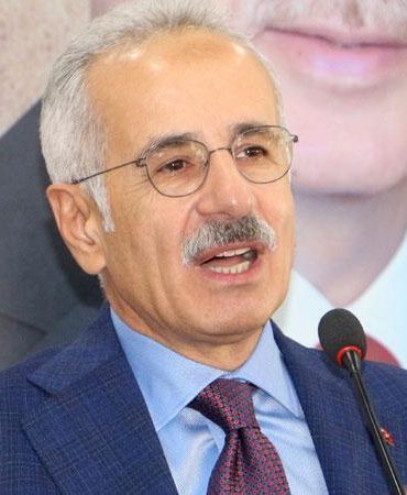 Bakan Uraloğlu: Birileri istiyor ki şehit cenazeleri gelmeye devam etsin