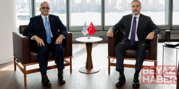 Bakan Fidan, İİT Genel Sekreteri Ahmed ile bir araya geldi