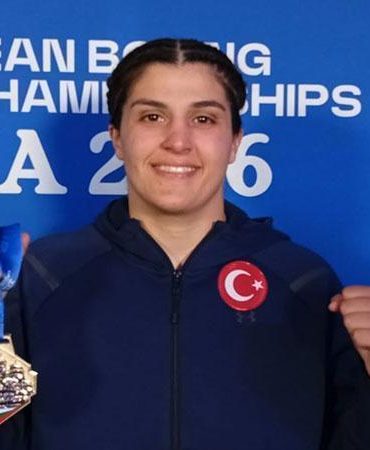 Cumhurbaşkanı Erdoğan, altın madalya kazanan Busenaz Sürmeneli