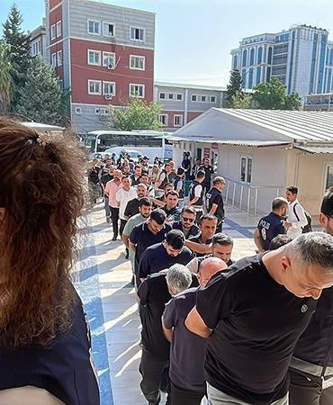 Şanlıurfa merkezli yasa dışı bahis operasyonunda 27 şüpheli tutuklandı