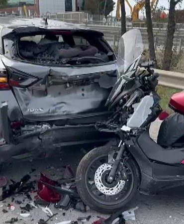 Tuzla TEM Otoyolu’nda emniyet şeridinde duran otomobile çarpan motosikletli polis yaralandı