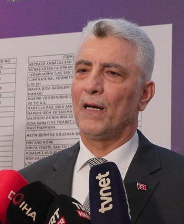 Bakan Bolat: Yıl sonu 410 milyar dolar mal ve hizmet ihracatı rakamımıza ulaşacağız