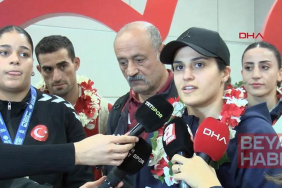 Avrupa şampiyonu milli boksörler yurda döndü