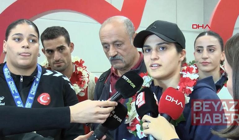 Avrupa şampiyonu milli boksörler yurda döndü