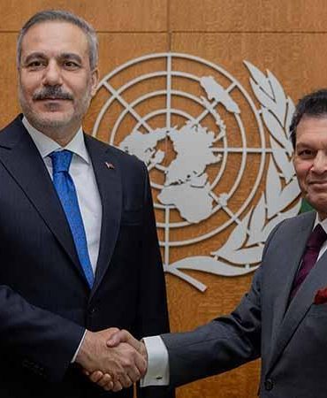 Bakan Fidan, BM 81’inci Genel Kurul Başkanı Rahman ile bir araya geldi