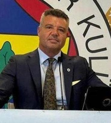 Fenerbahçe’de eski başkan Sadettin Saran ve yönetimi ibra edildi