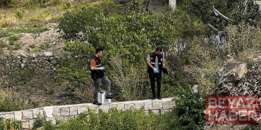 Babasının kucağındayken üzerine kaya parçası düşen çocuk, öldü