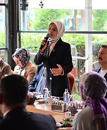 Bakan Göktaş,
