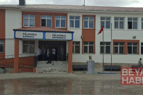 Öğrenci, okula tüfekle geldi