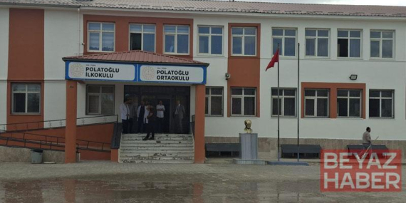 Öğrenci, okula tüfekle geldi