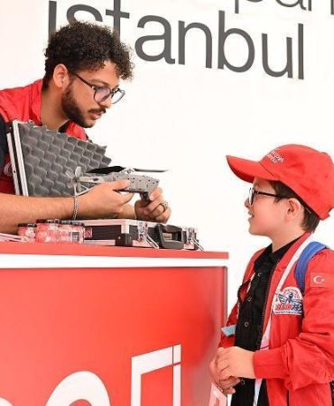 Teknopark İstanbul, girişimleri ve teknoloji atölyeleriyle TEKNOFEST 2026’da
