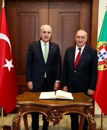 TBMM Başkanı Kurtulmuş, Lizbon Büyükelçiliği’ni ziyaret etti