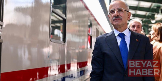 Turistik Karaelmas Ekspresi yeniden raylara iniyor