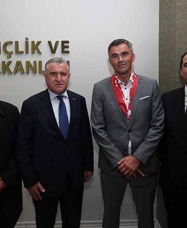 Bakan Bak, Avrupa Okul Sporları Federasyonu heyetini kabul etti