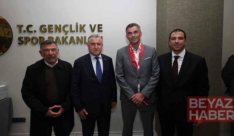 Bakan Bak, Avrupa Okul Sporları Federasyonu heyetini kabul etti
