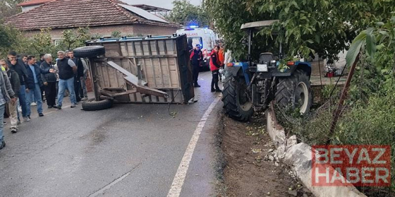 Balıkesir’de traktör römorku devrildi: 23 yaralı