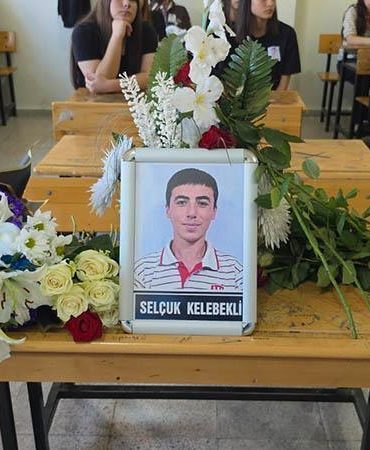 Kazada ölen 17 yaşındaki Selçuk, okulunda anıldı