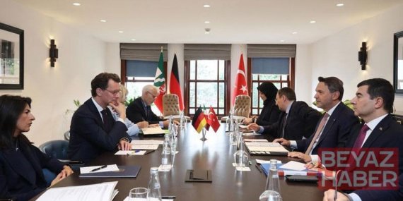 Bakan Bayraktar, Kuzey Ren-Vestfalya Eyaleti Başbakanı Wüst ile görüştü