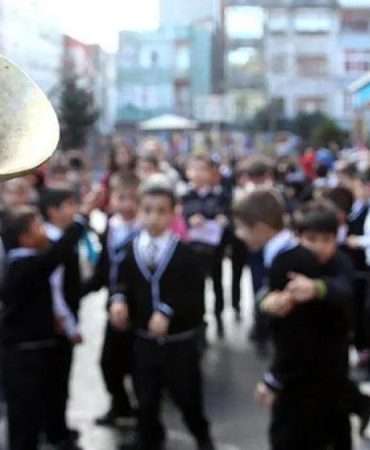 Milyonlarca öğrenciyi ilgilendiren karar: İlk gün saatleri değişti