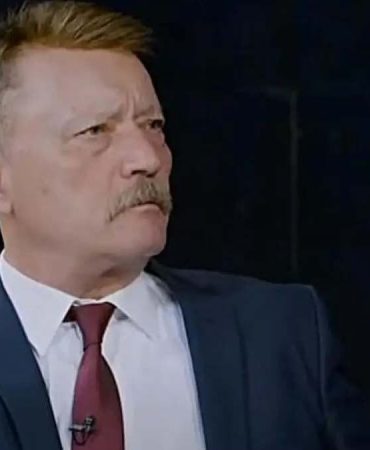 Hasan Atilla Uğur havalimanında gözaltına alındı
