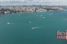 İstanbul'da yağmur sonrası denizin rengi değişti