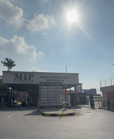 Mersin Limanı'nda kimyasal sızıntı: 35 kişi hastaneye kaldırıldı