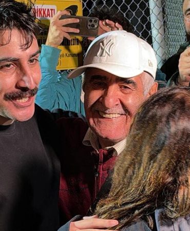 Her cümlem için 22  gün hapis yattım