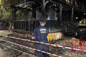 Seyhan Nehri üzerindeki asma yaya köprüsünde yangın
