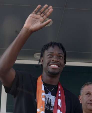 El Chadaille Bitshiabu, Galatasaray'da büyük zaferlere imza atacağına inanıyor
