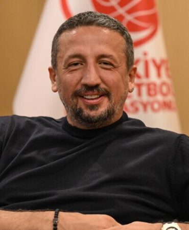 TBF Başkanı Türkoğlu: 2026-2027 sezonunun basketbolumuz için emek veren herkese hayırlı olmasını diliyorum