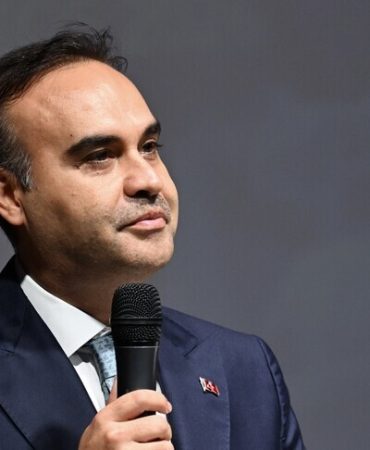 Bakan Kacır: Yeşil dönüşüm teşvikleriyle 3 milyar doların üzerinde yatırımı harekete geçirmeyi hedefliyoruz