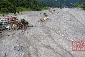 Nepal'deki sel felaketinde hayatını kaybedenlerin sayısı 1367'ye çıktı