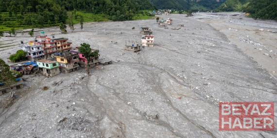 Nepal'deki sel felaketinde hayatını kaybedenlerin sayısı 1367'ye çıktı
